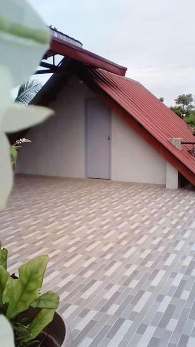 A Unique And Cozy Wholehouse In Babak Samal Islandヴィラ エクステリア 写真