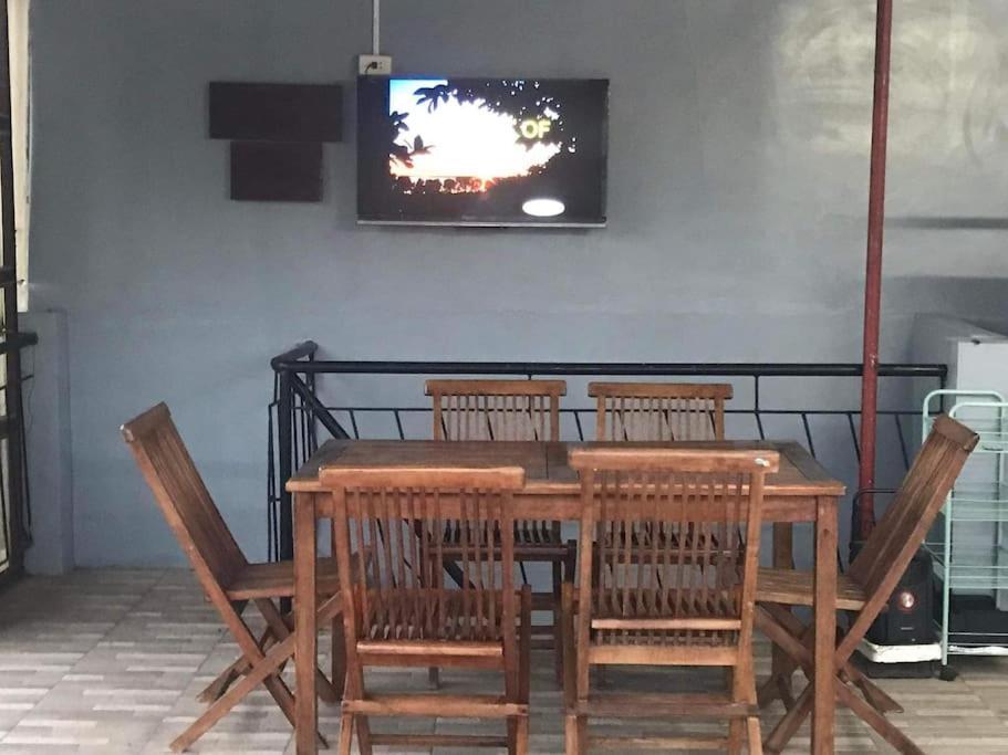 A Unique And Cozy Wholehouse In Babak Samal Islandヴィラ エクステリア 写真